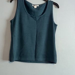 SELLING ST JOHN KNIT TOP FOR WOMEN SIZE SMALL COLOR GREEN OLIVE 🫒 SLEEVELESS